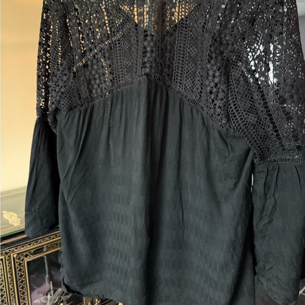 Women's Black Lace Button-Up Top - Picture 2 of 5